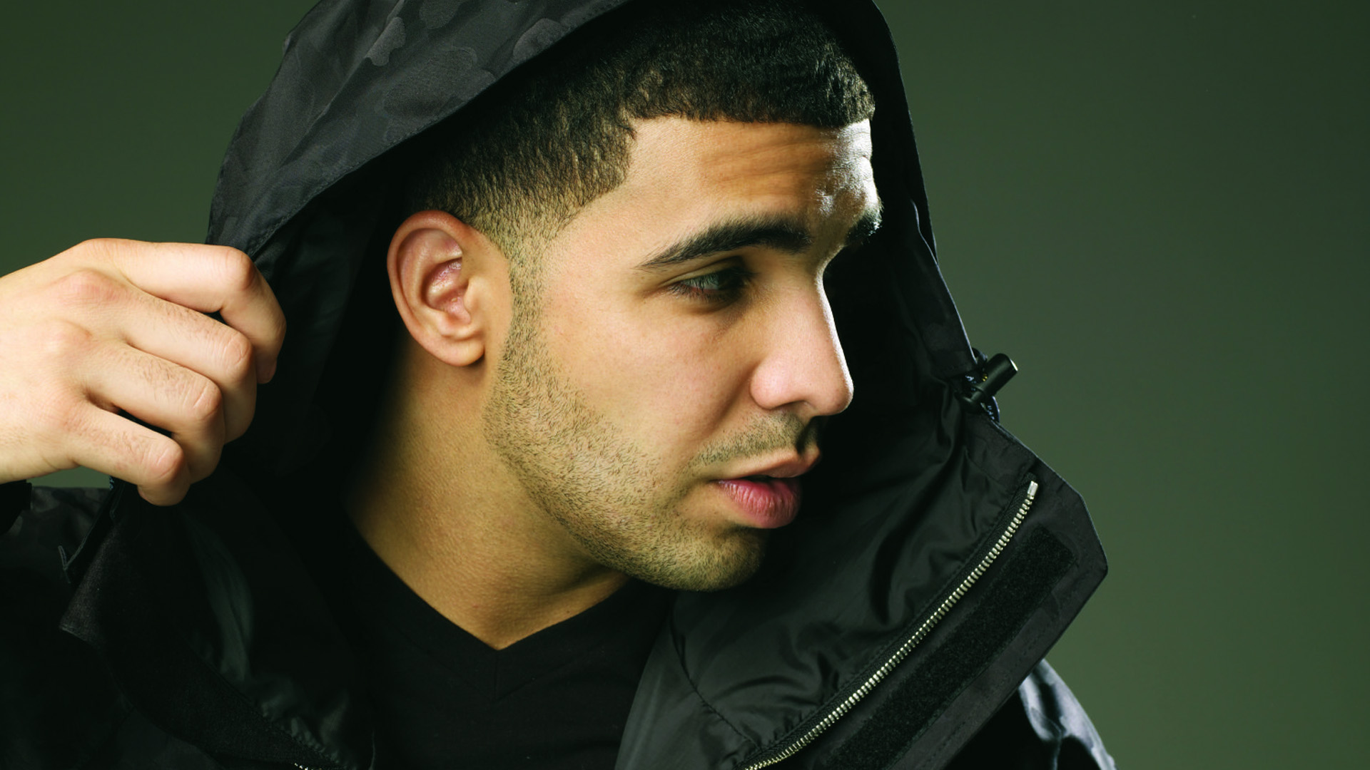 New Video: Drake "5AM In Toronto"