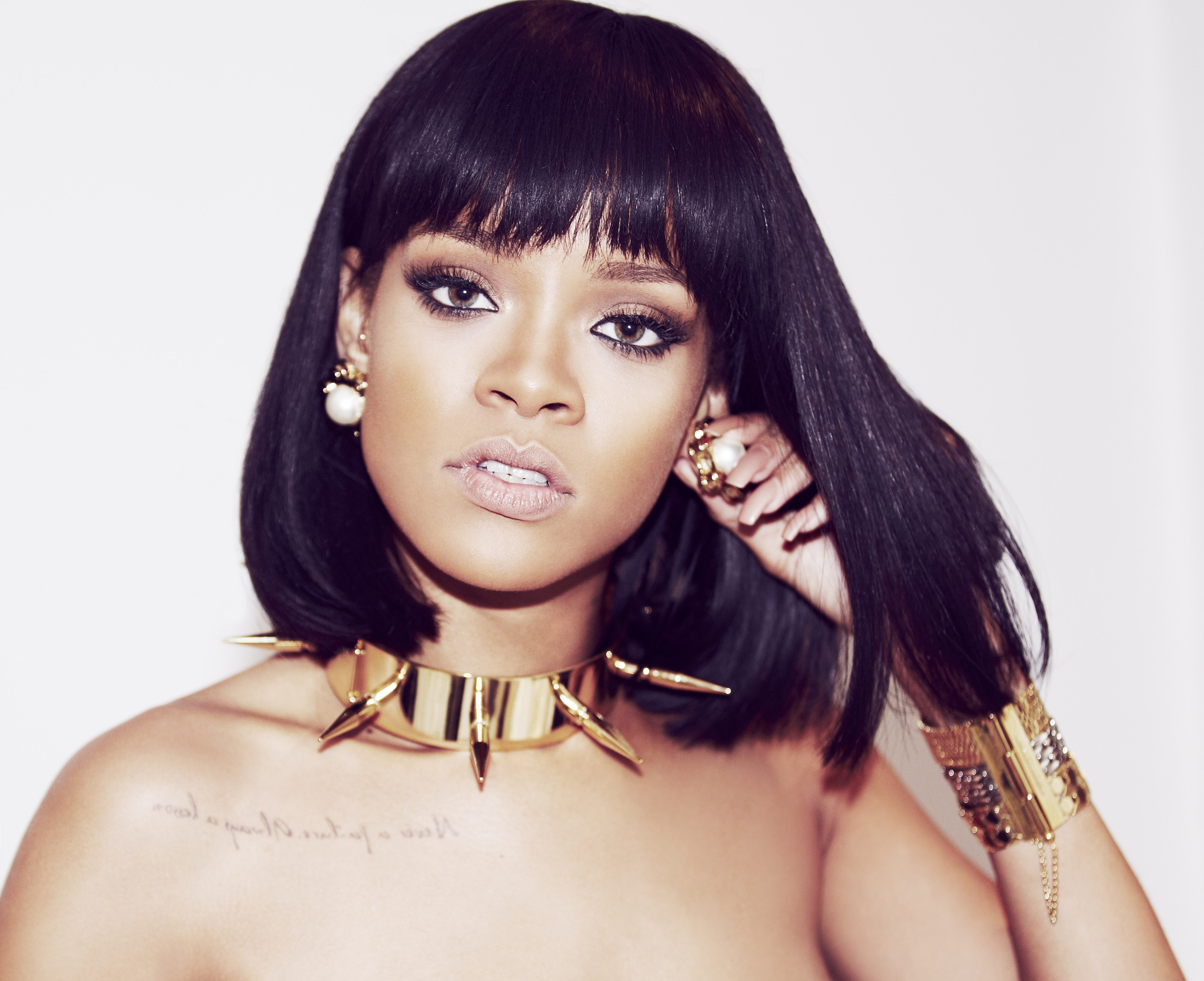 Rihanna 'James Joint'